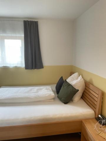 1 Zimmer Appartement Nahe Gmunden Top2 Pinsdorf Exterior foto